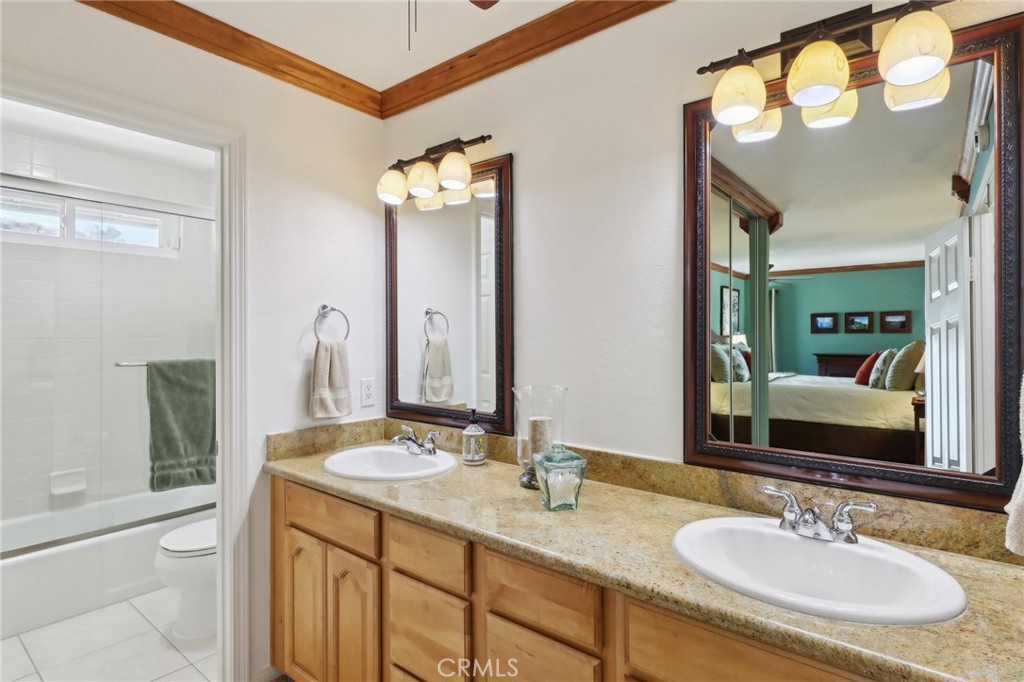 5020 Solitude Court Property Photo 14