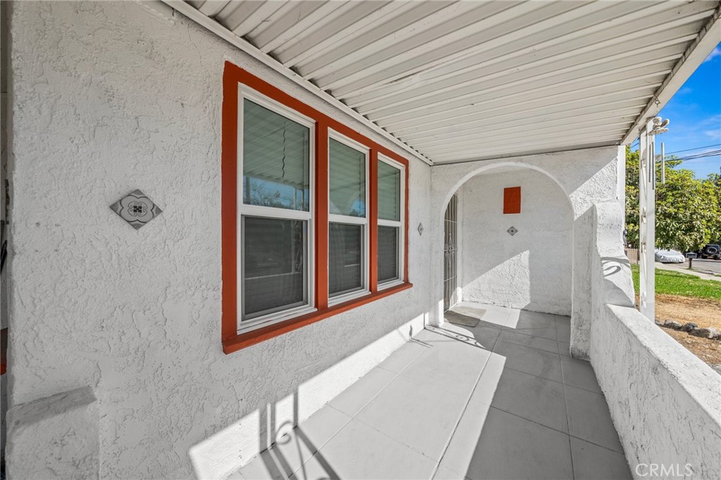 252 W 26th Street Property Photo 11