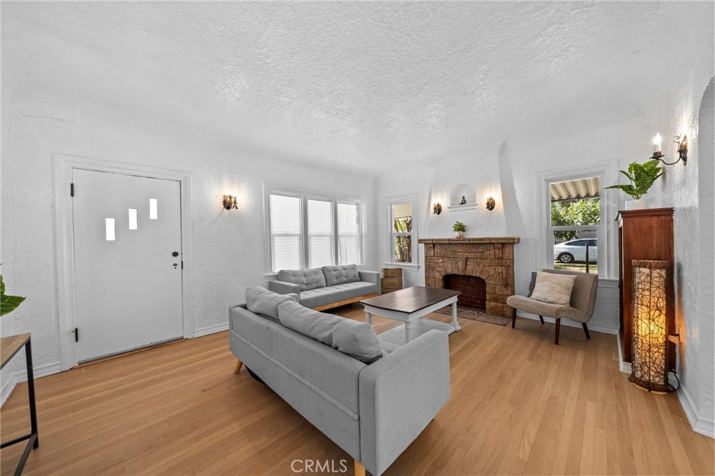 252 W 26th Street Property Photo 14