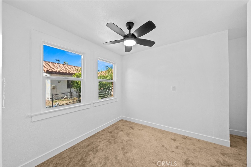 252 W 26th Street Property Photo 24
