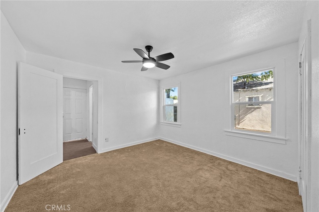 252 W 26th Street Property Photo 34