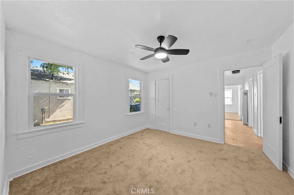 252 W 26th Street Property Photo 35