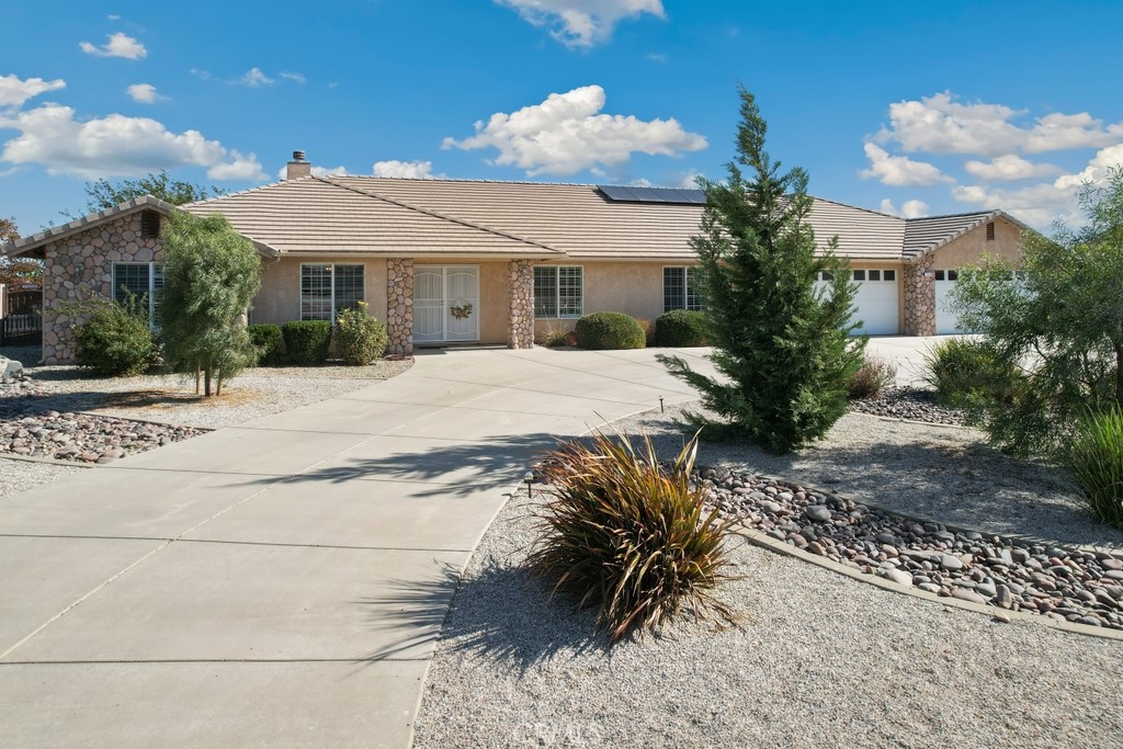 7515 El Manor Road Property Photo