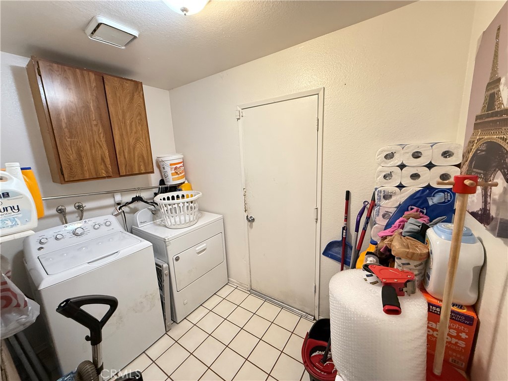1687 N Fillmore Avenue Property Photo 11