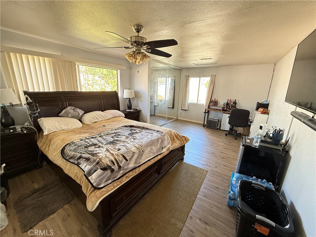 1687 N Fillmore Avenue Property Photo 17