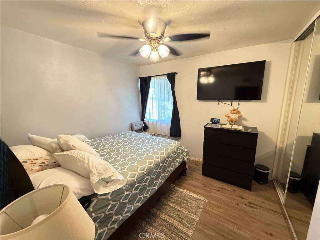1687 N Fillmore Avenue Property Photo 23