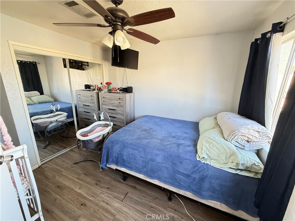 1687 N Fillmore Avenue Property Photo 28