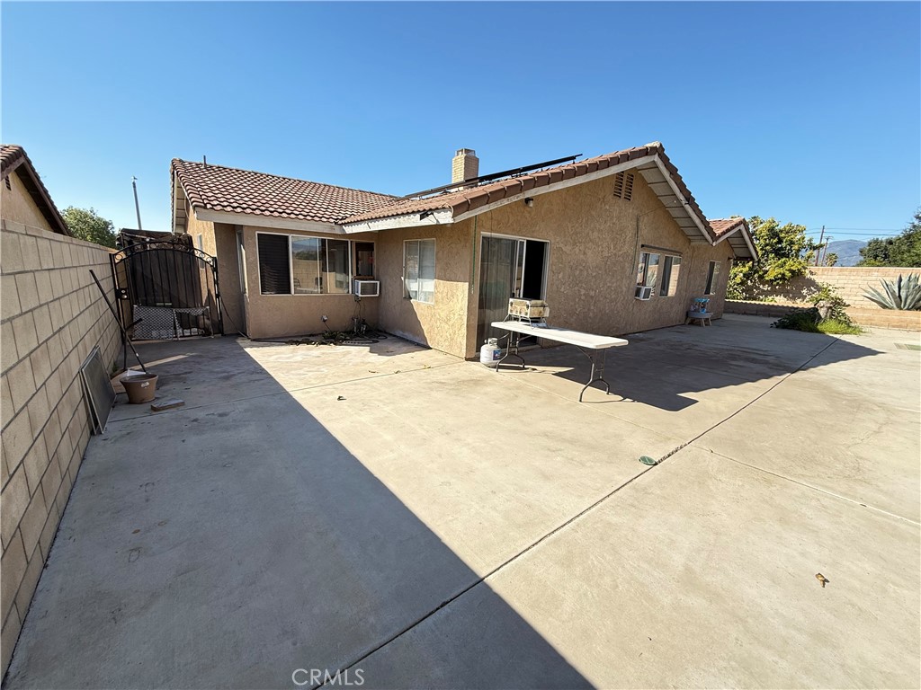 1687 N Fillmore Avenue Property Photo 33