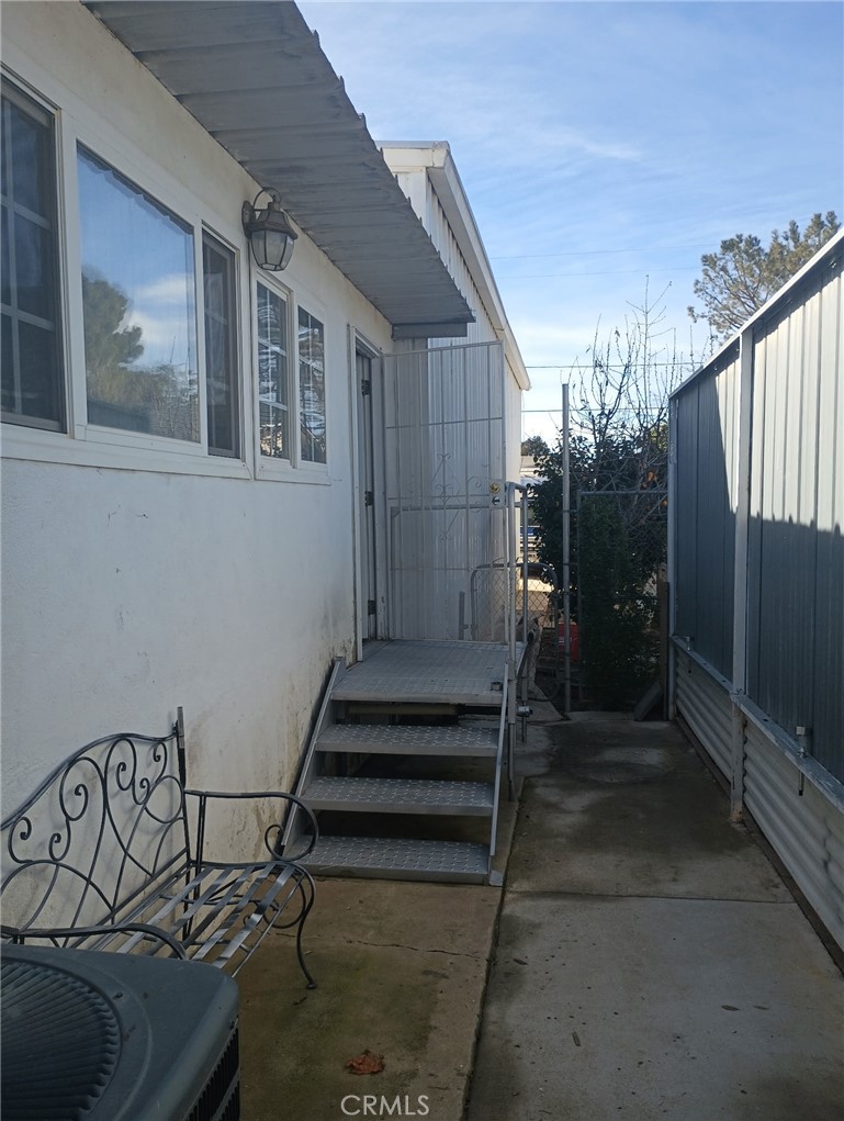973 Orange Avenue Property Photo 5