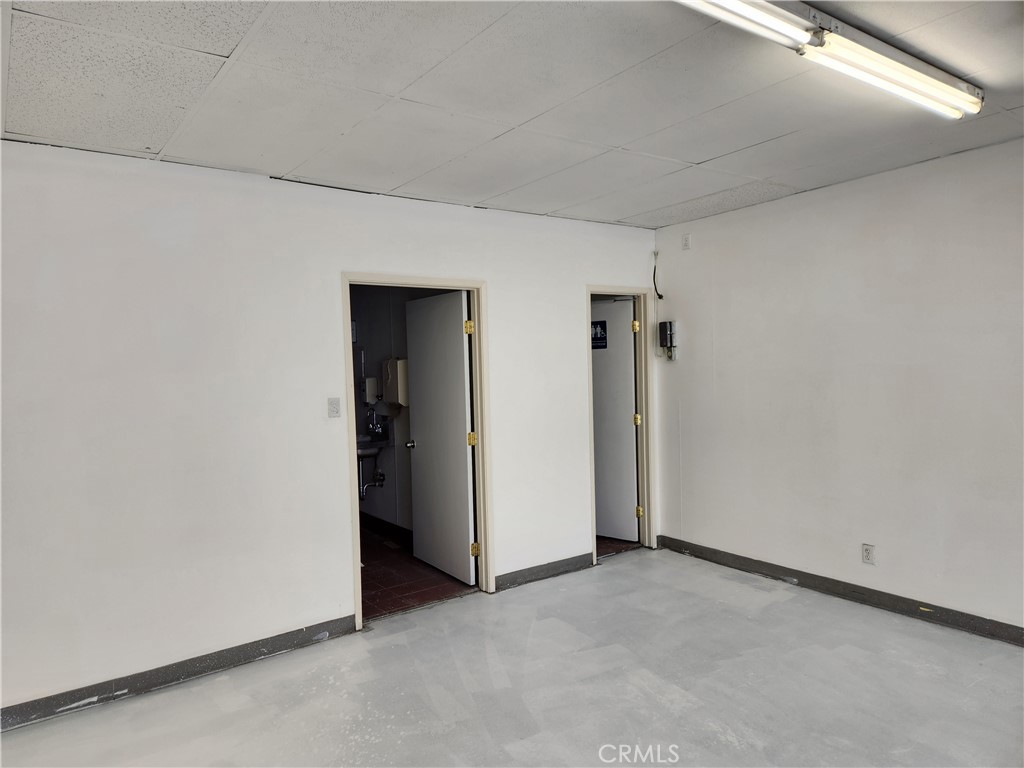 243 E Base Line Road Property Photo 6