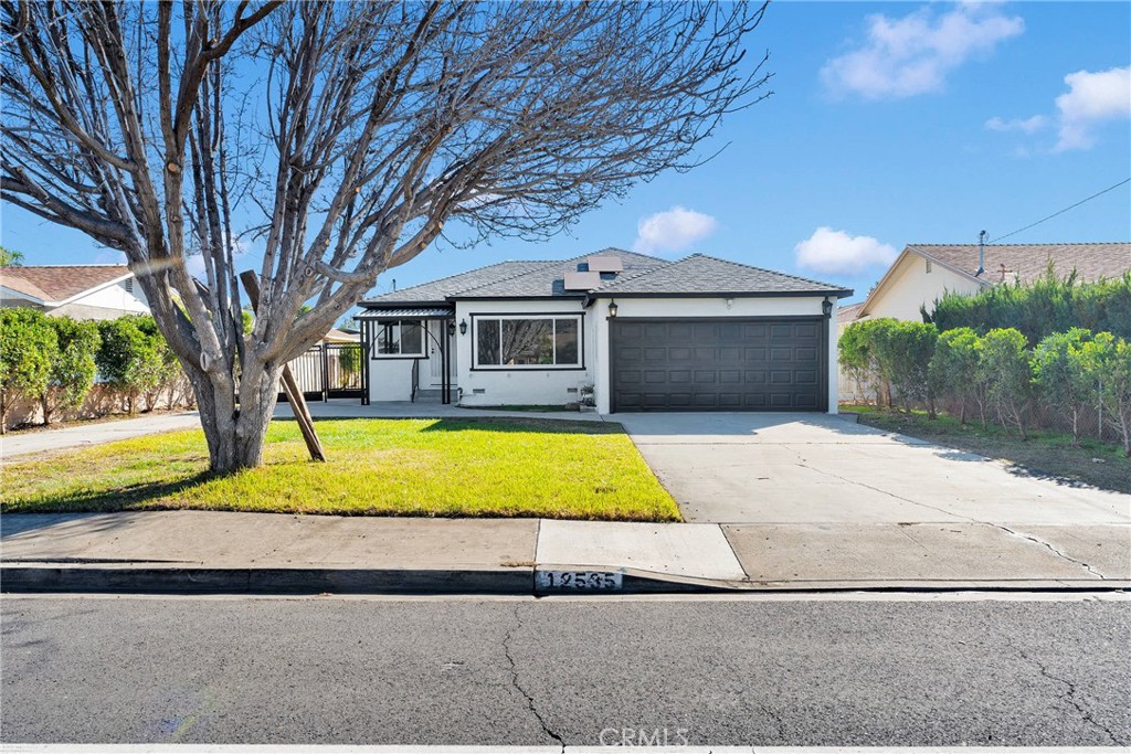 12535 Ross Avenue Property Photo