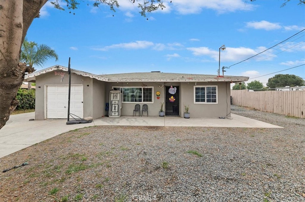 1115 S Washington Avenue Property Photo 2