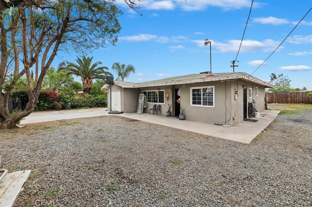 1115 S Washington Avenue Property Photo 4