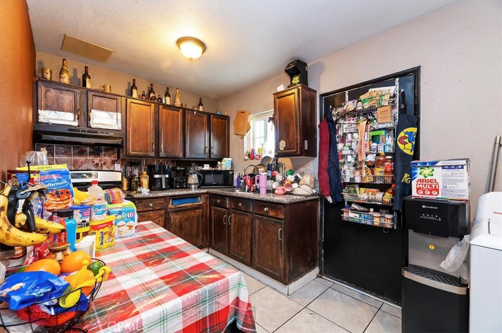 1115 S Washington Avenue Property Photo 7