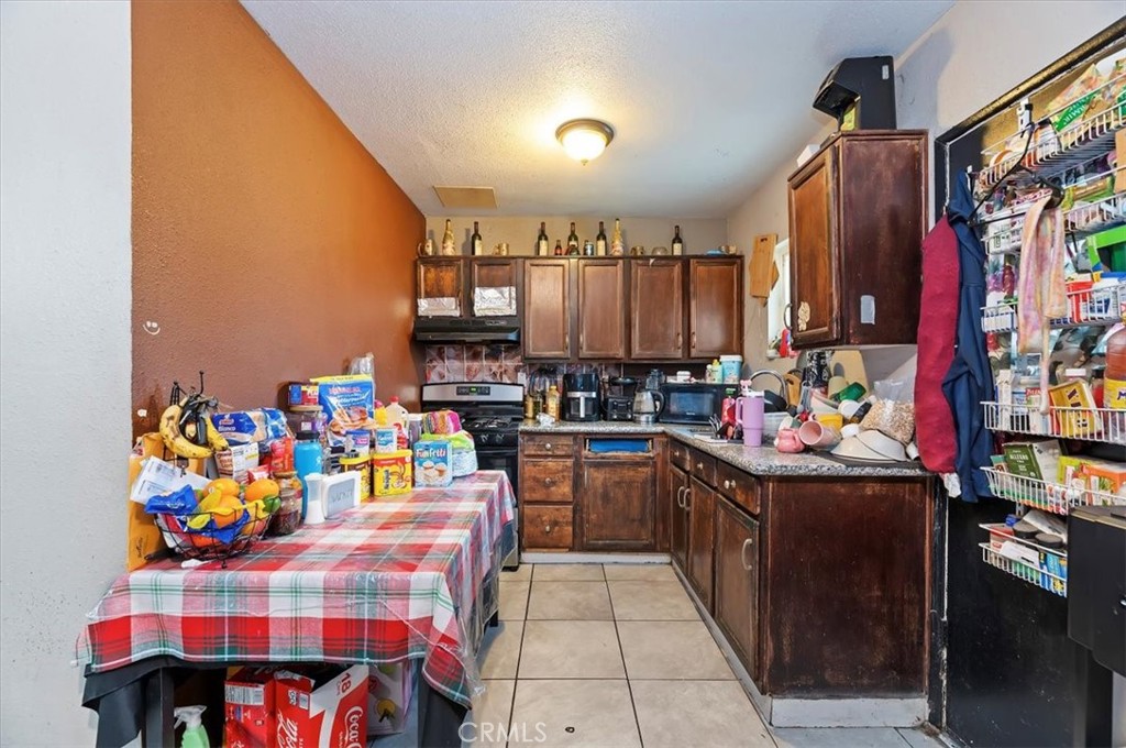 1115 S Washington Avenue Property Photo 8