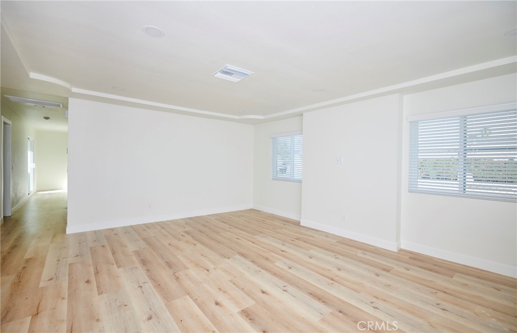 686 S J Street Property Photo 6