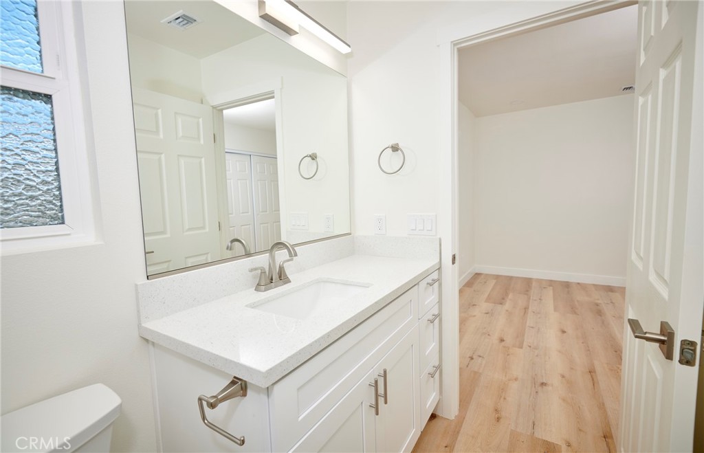 686 S J Street Property Photo 17