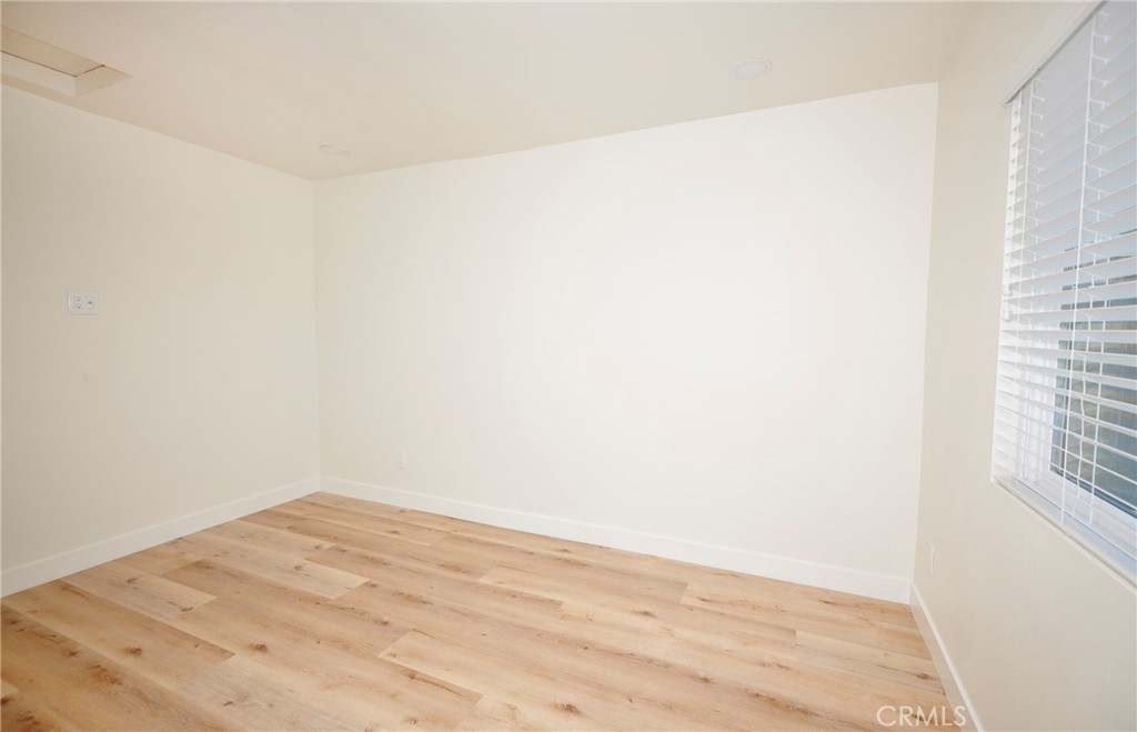 686 S J Street Property Photo 21