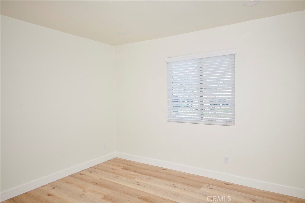 686 S J Street Property Photo 26
