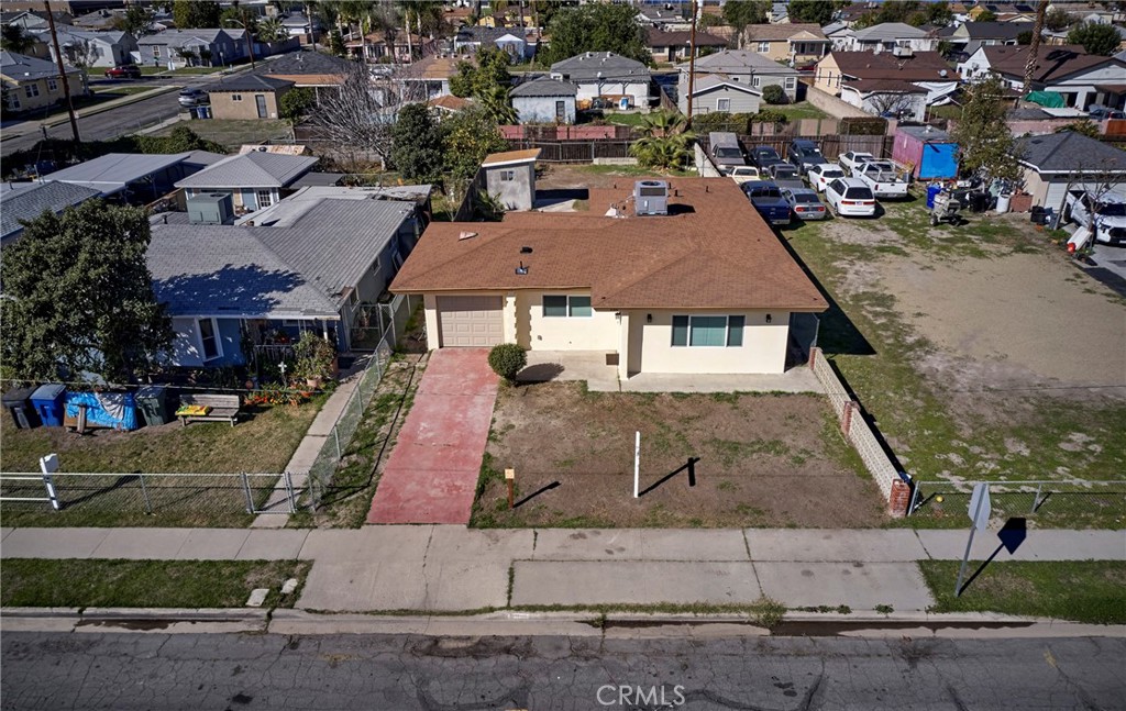 686 S J Street Property Photo 38