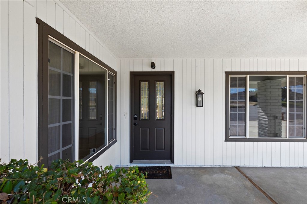 28404 Coachman Lane Property Photo 6