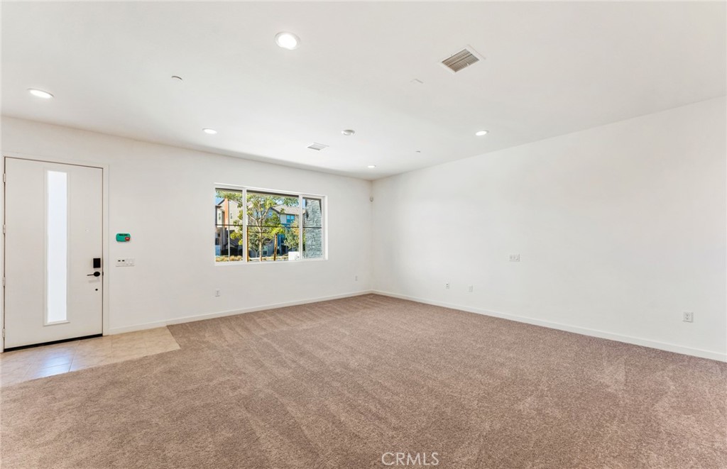 1083 Cadence Property Photo 4