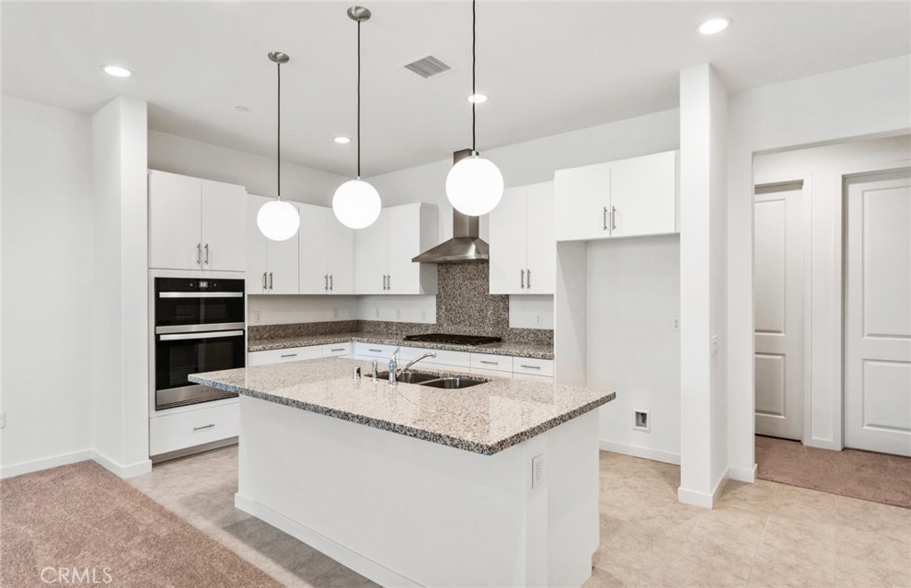 1083 Cadence Property Photo 7