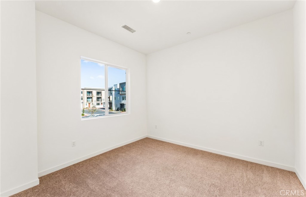 1083 Cadence Property Photo 17
