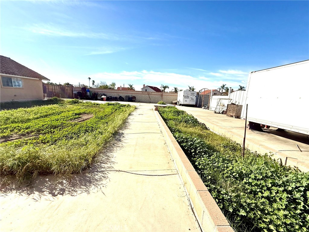 8410 Mulberry Avenue Property Photo 10