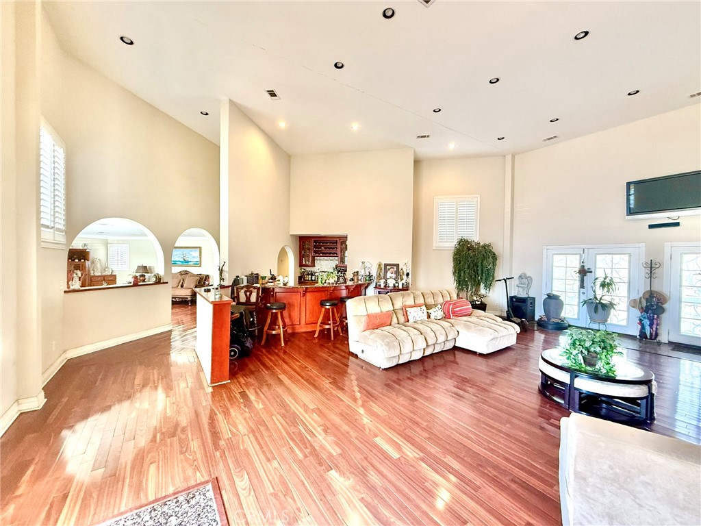 8410 Mulberry Avenue Property Photo 16