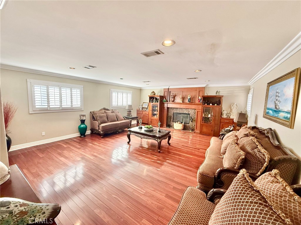 8410 Mulberry Avenue Property Photo 18