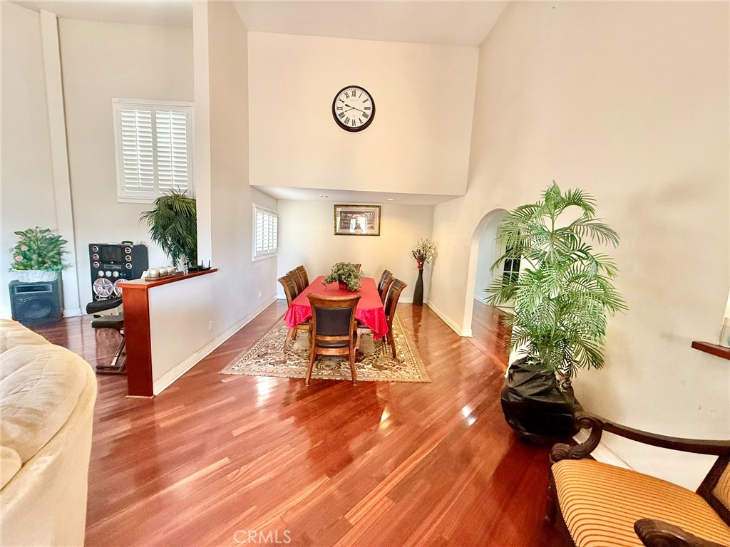 8410 Mulberry Avenue Property Photo 23