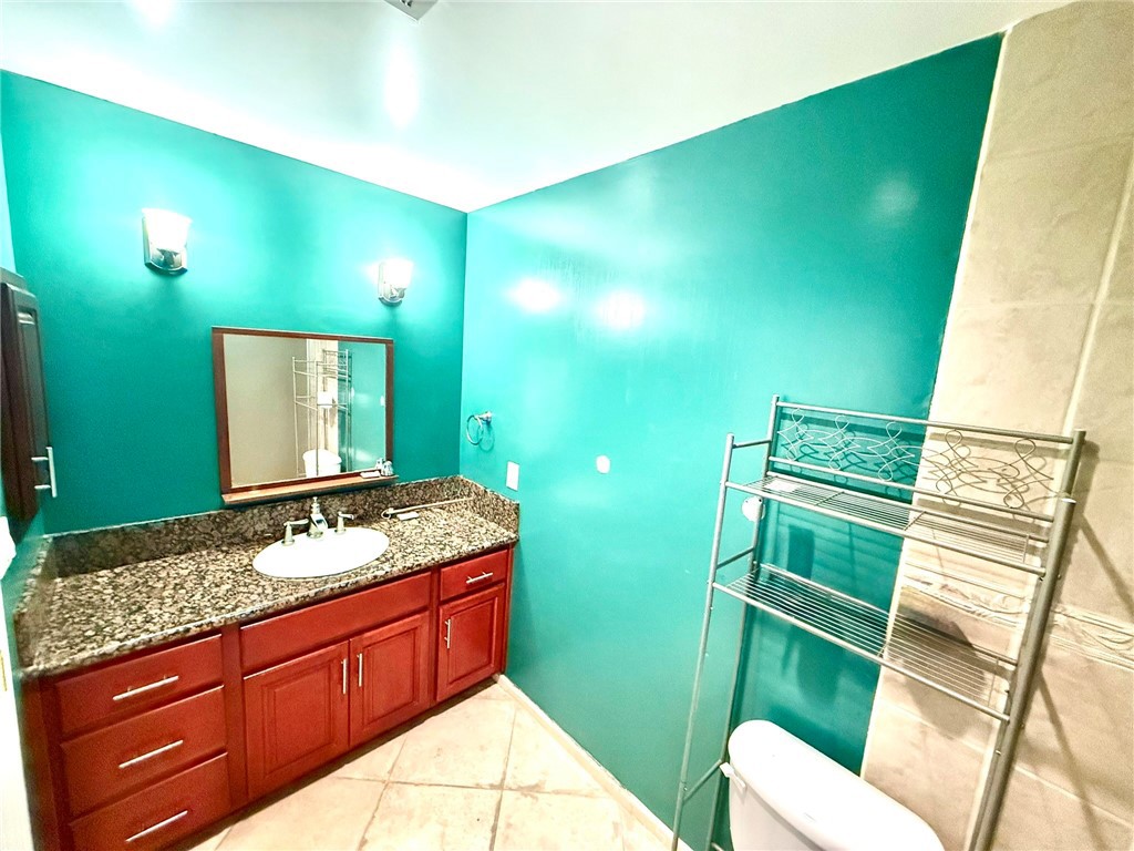 8410 Mulberry Avenue Property Photo 28