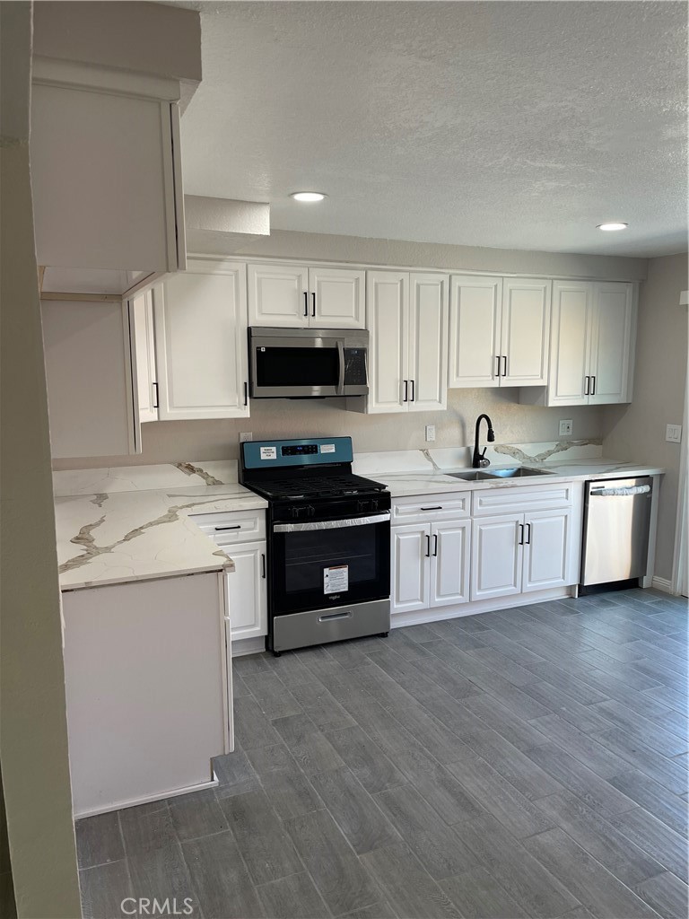 1114 E Congress Street Property Photo 10