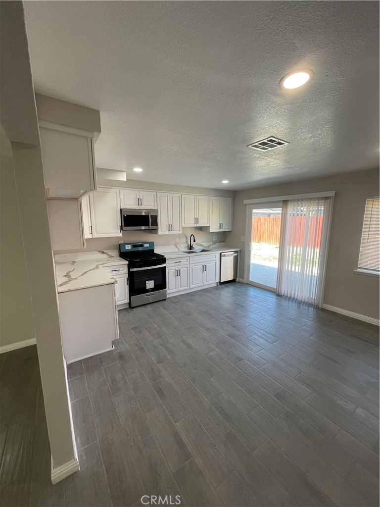 1114 E Congress Street Property Photo 11
