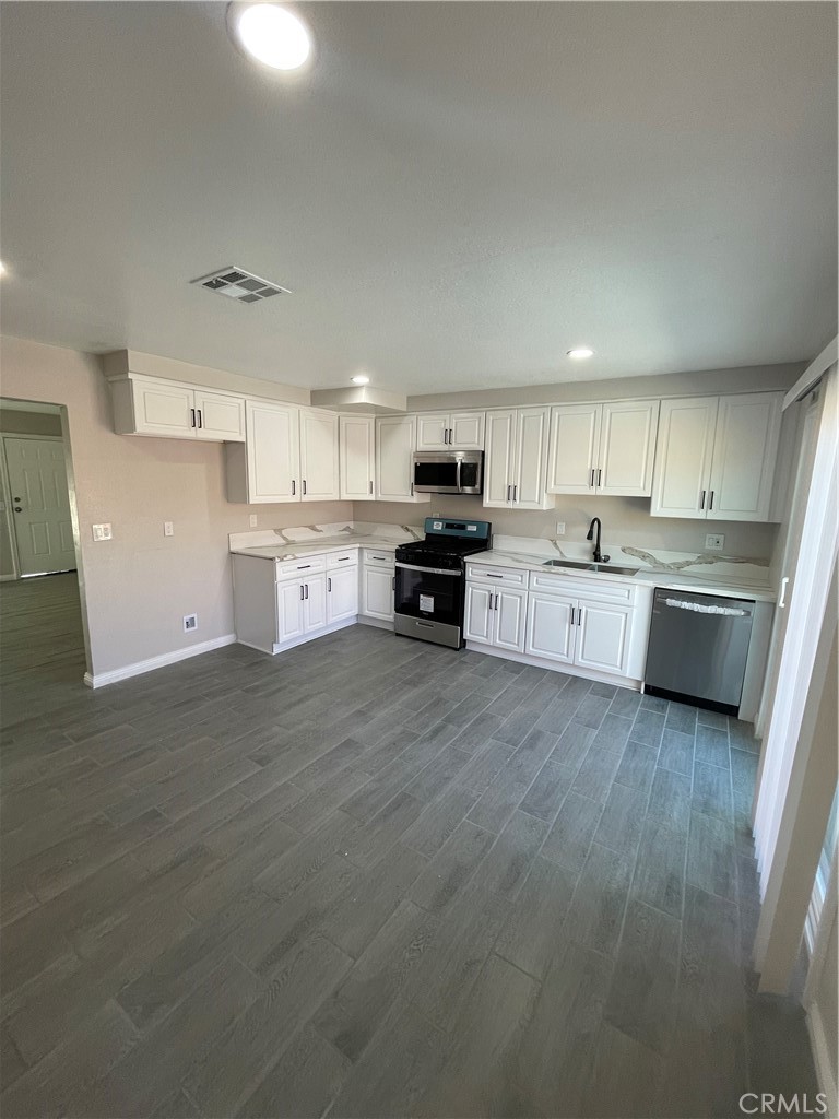 1114 E Congress Street Property Photo 12