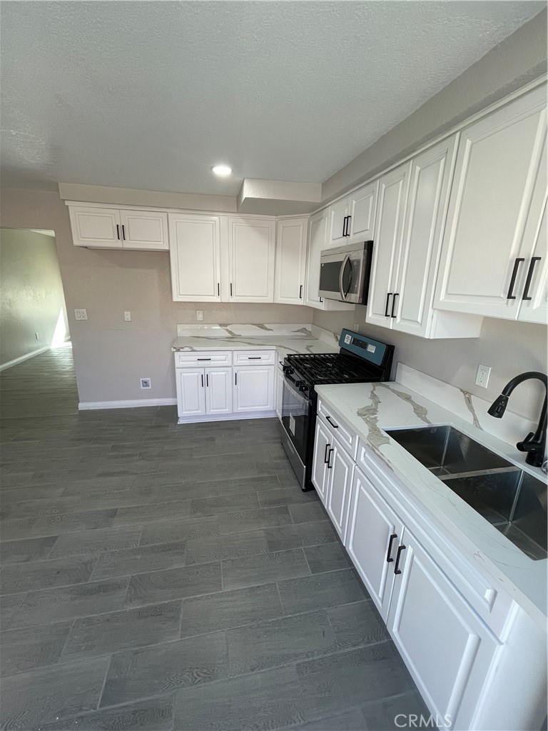 1114 E Congress Street Property Photo 16