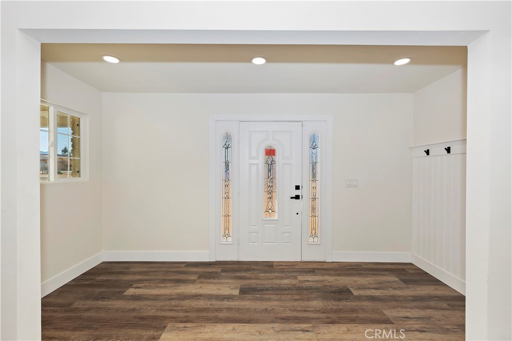 16628 Elm Street Property Photo 7