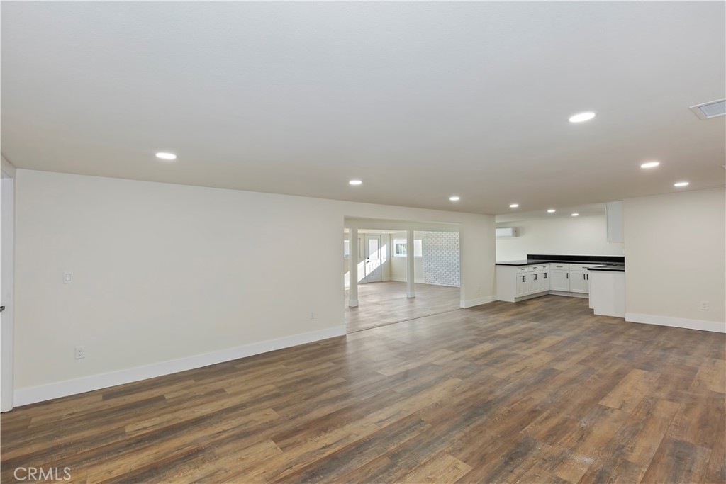 16628 Elm Street Property Photo 19