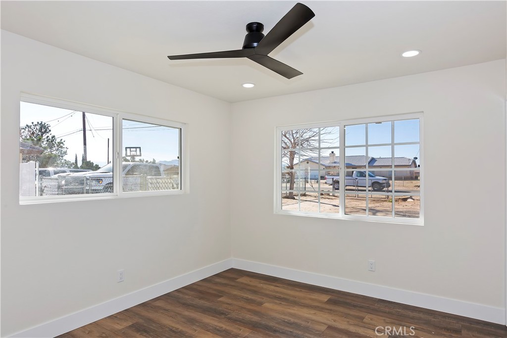 16628 Elm Street Property Photo 29