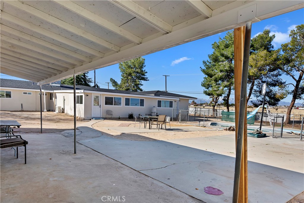 16628 Elm Street Property Photo 35