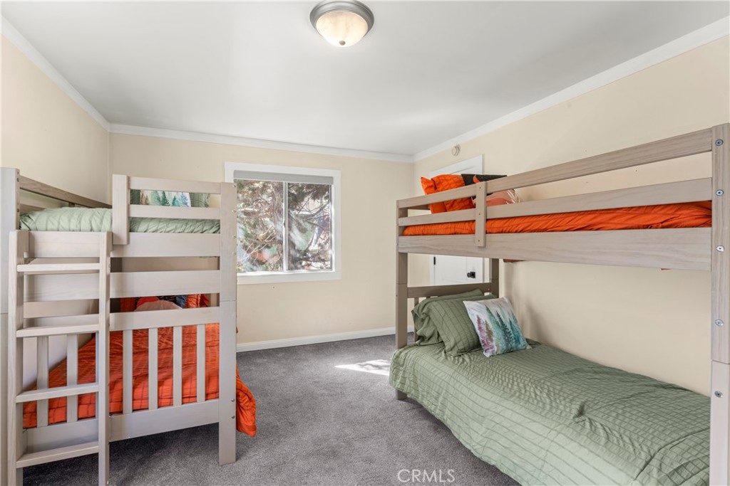 839 Spruce Lane Property Photo 16
