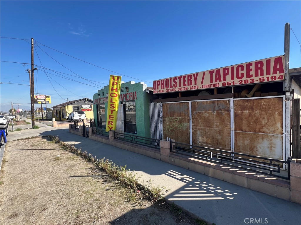 18245 Valley Boulevard Property Photo 2