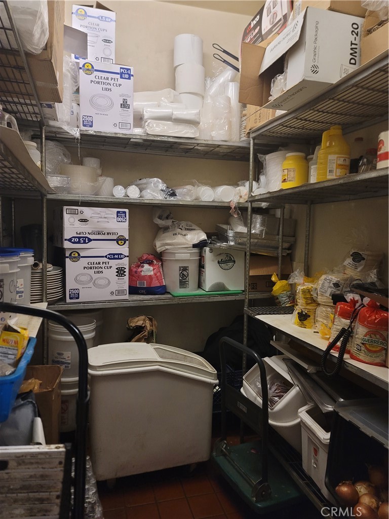 Rosecrans Avenue Property Photo 13