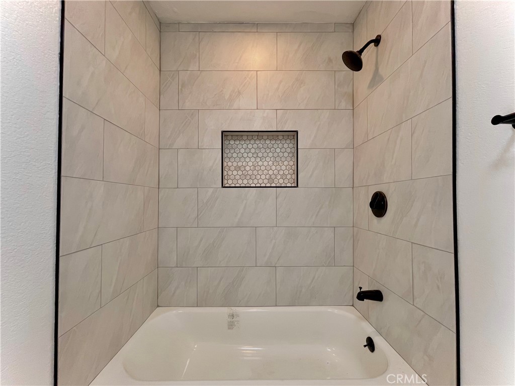 2719 N Lugo Avenue Property Photo 13