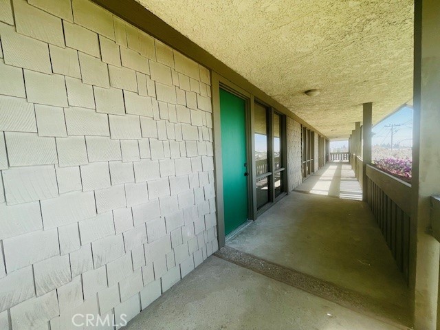 222 N Mountain Avenue Property Photo 10