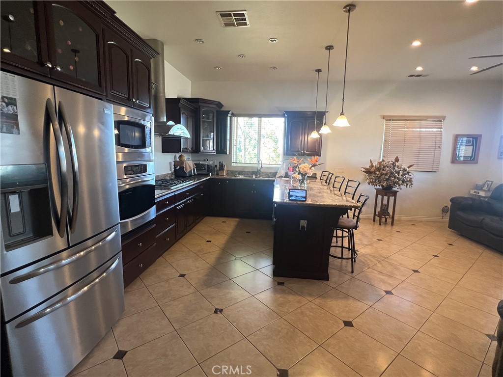 17305 Sage Avenue Property Photo 3