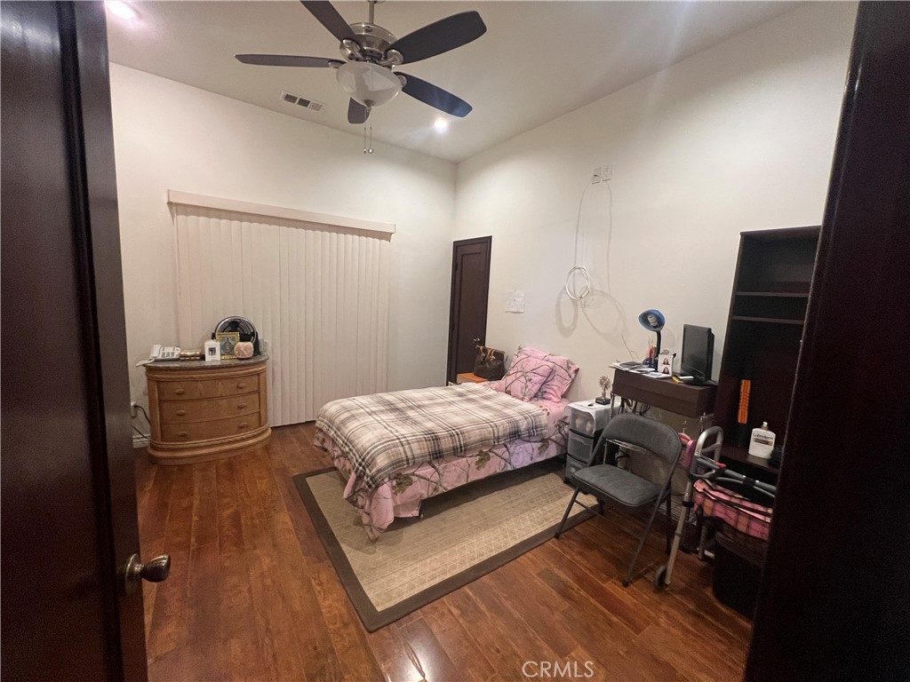 17305 Sage Avenue Property Photo 6