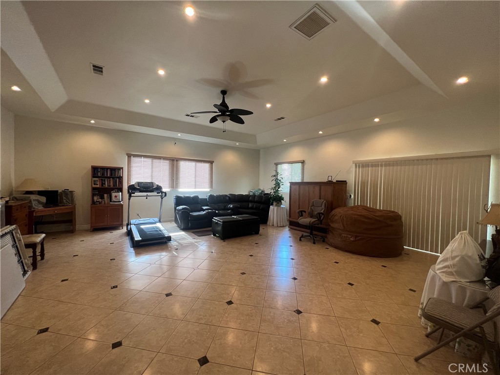 17305 Sage Avenue Property Photo 11