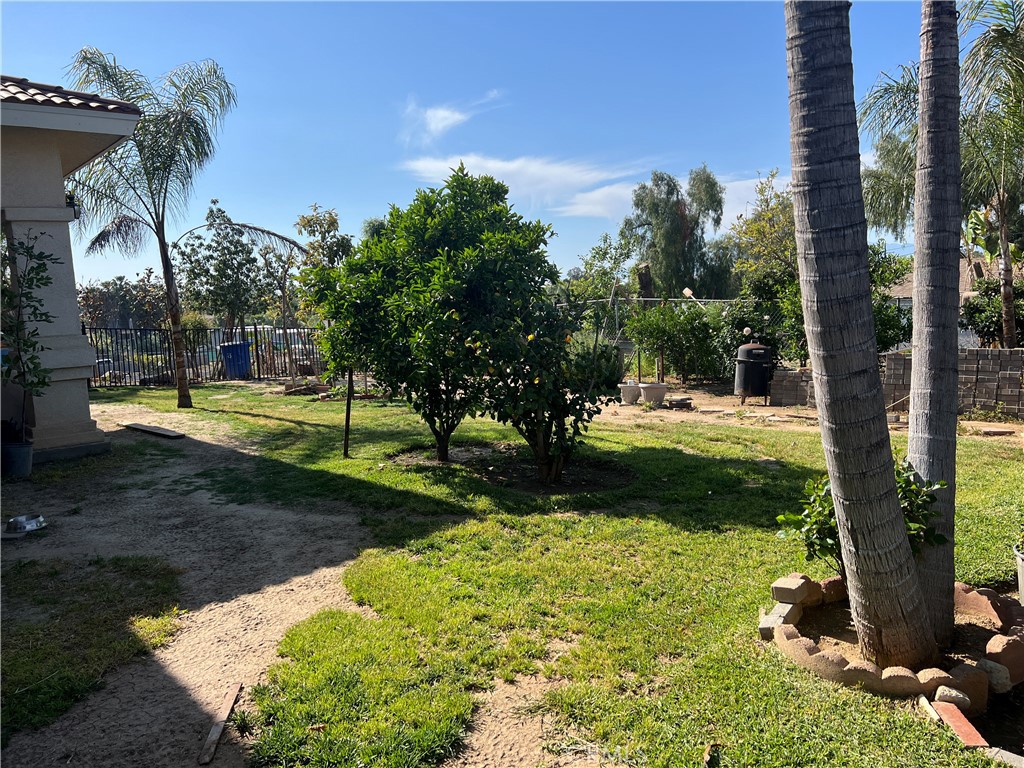 17305 Sage Avenue Property Photo 18